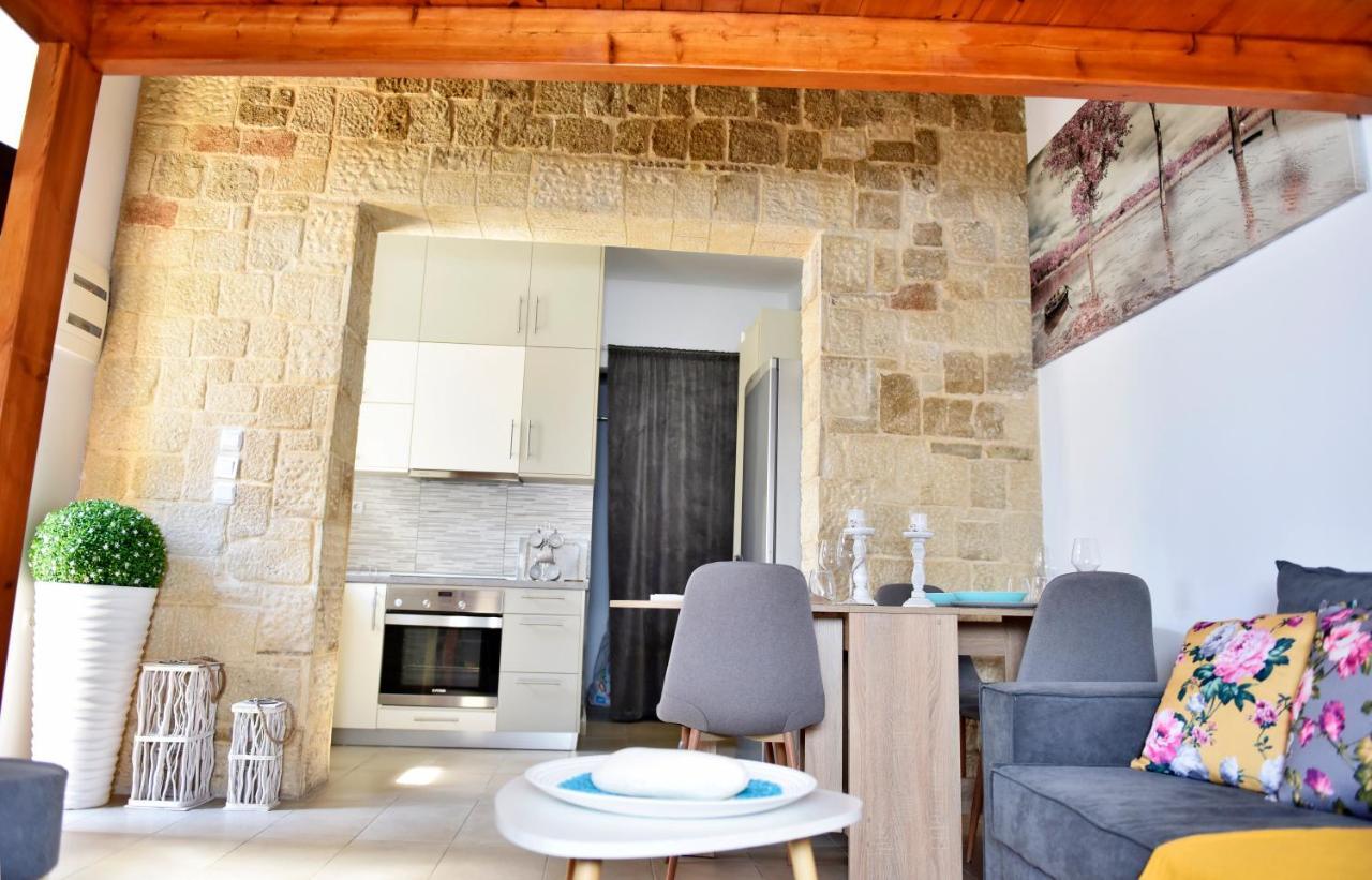 Ferenikis House * Rhodes City