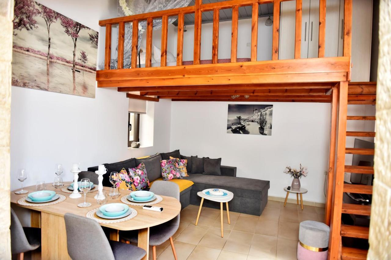 Ferenikis House *
